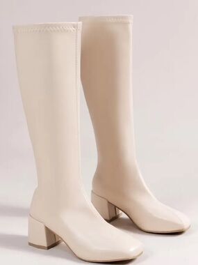 Beige Knee-High Block Heel Boots - 9.5